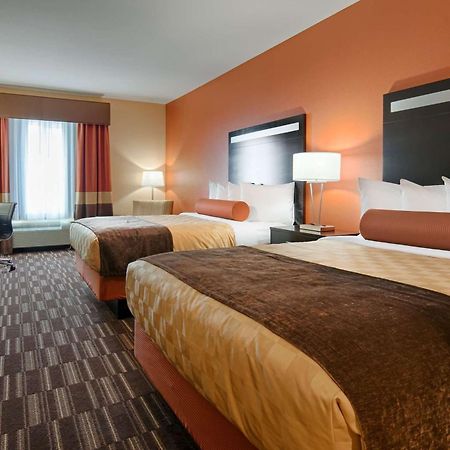 Wyndham Garden Lancaster Ca Hotel Exterior photo
