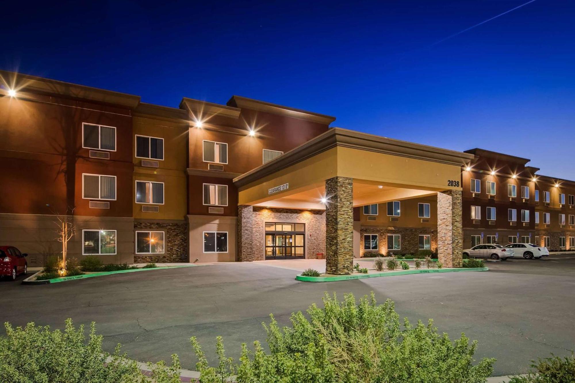 Wyndham Garden Lancaster Ca Hotel Exterior photo