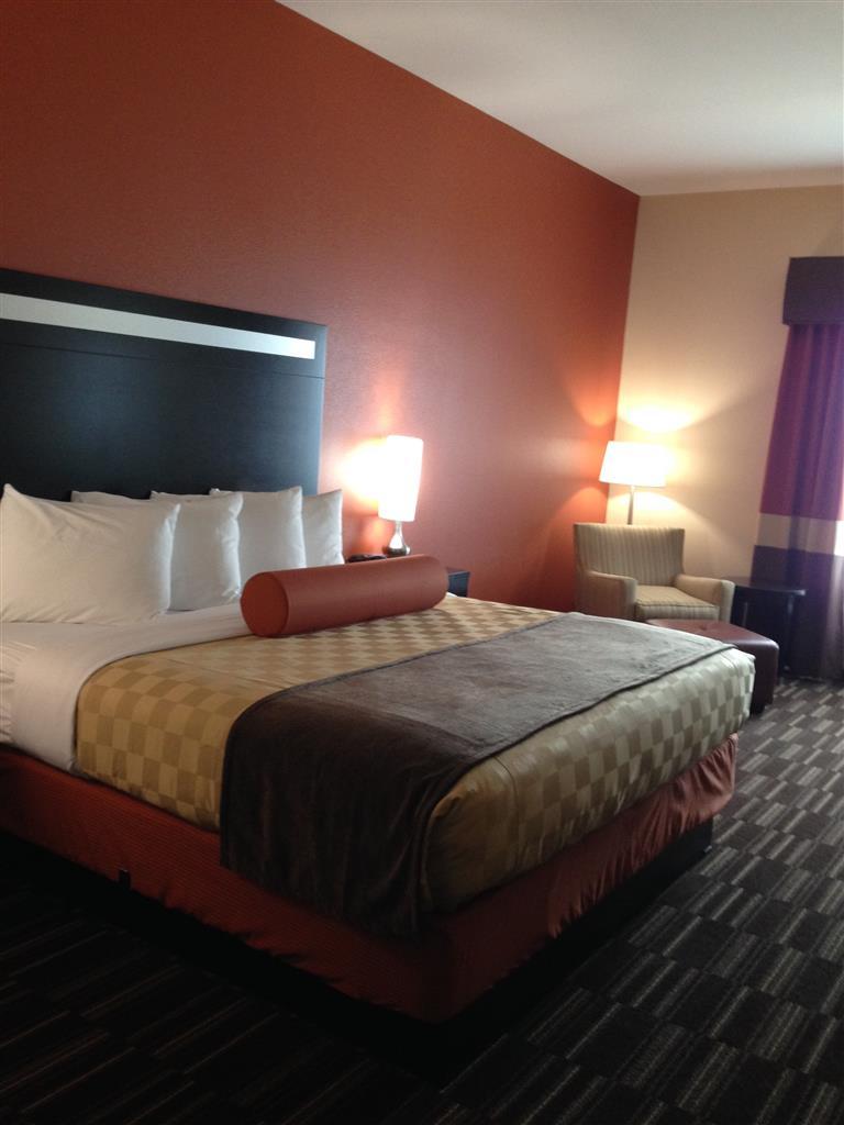 Wyndham Garden Lancaster Ca Hotel Room photo