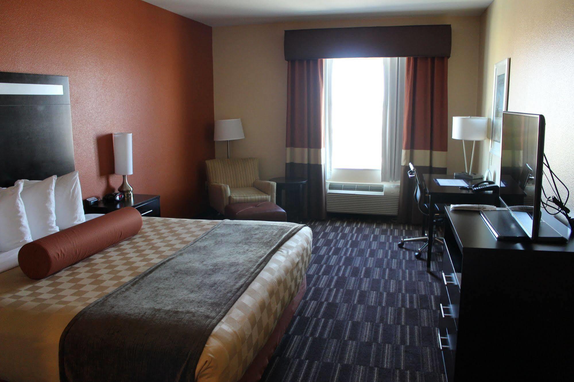 Wyndham Garden Lancaster Ca Hotel Exterior photo